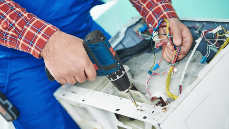 Bakırköy Viessmann Viessmann çamaşır makinesi kart tamiri – Su almama arızası orijinal parça ile giderildi. - Teknik servis örneği